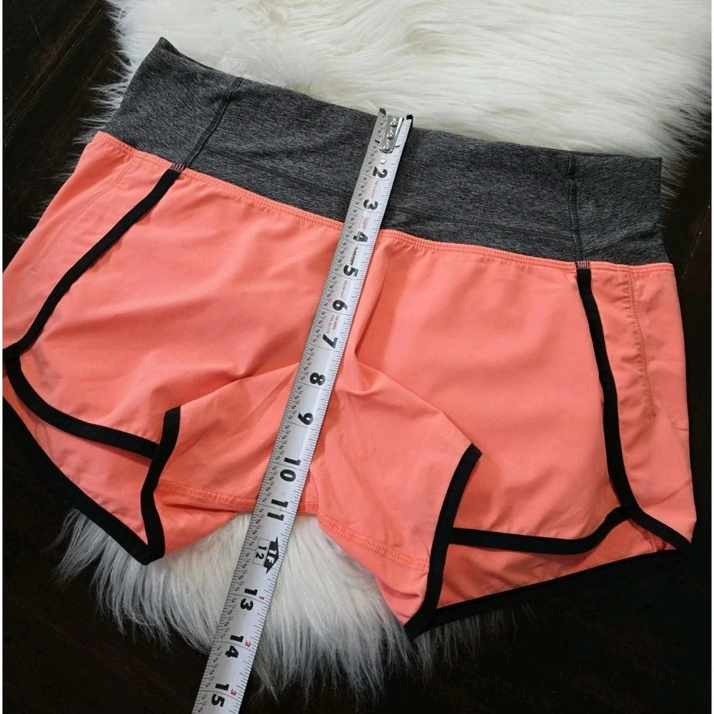Lululemon Run Times Shorts Women's Size 6 Coral Orange 4